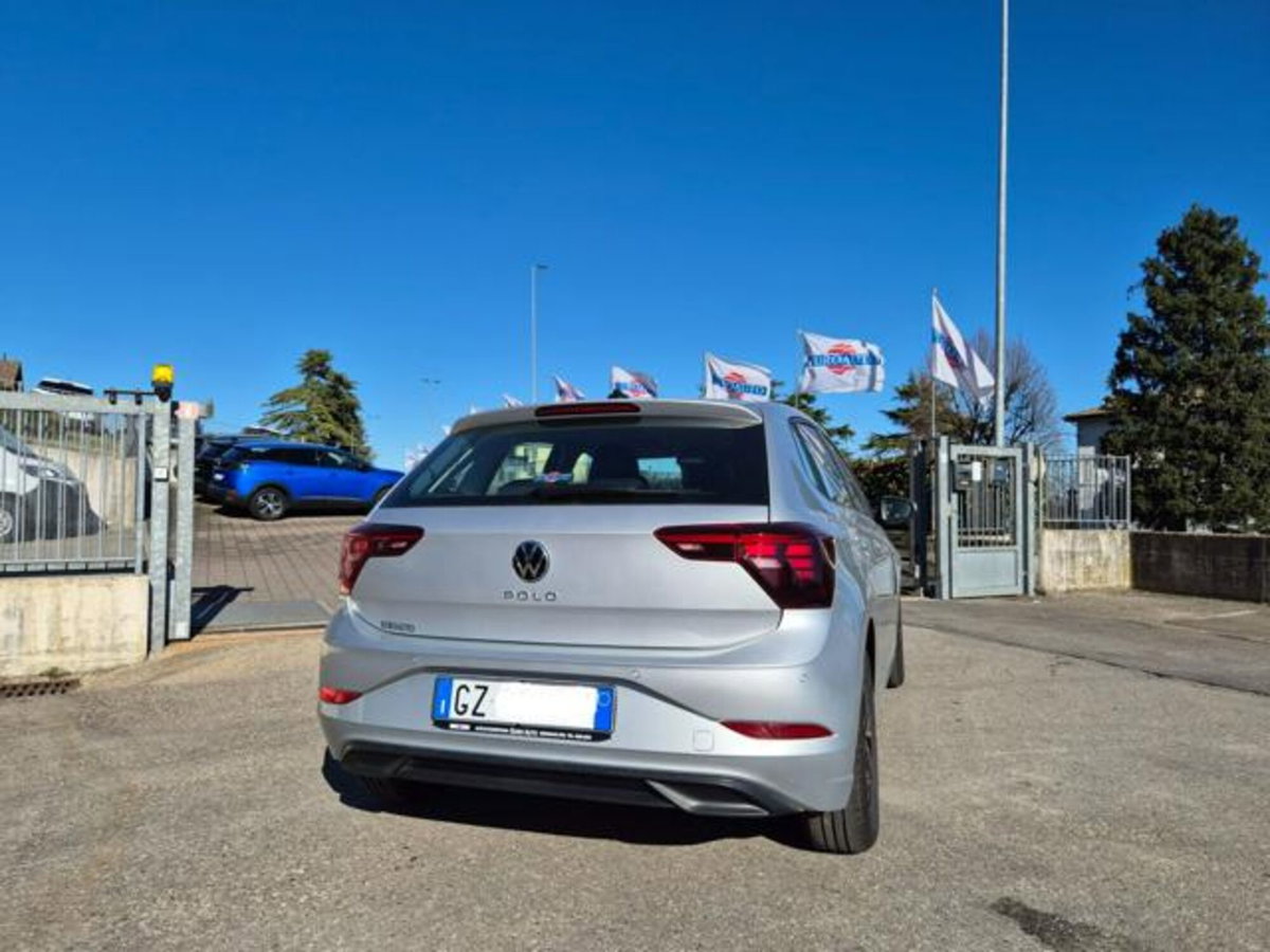 Volkswagen Polo 1.0 tsi Life 95cv dsg (7)