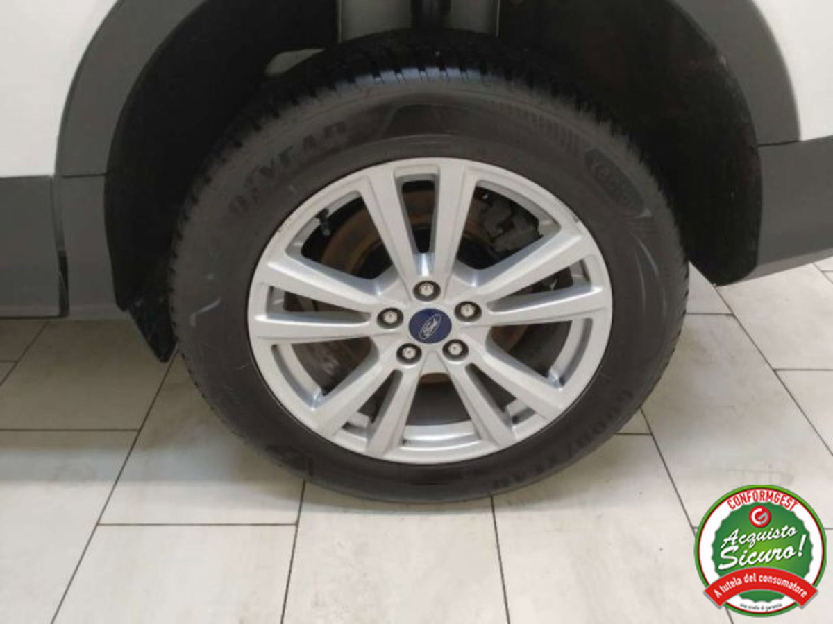 Ford Kuga 1.5 TDCI 120 CV S&S 2WD Plus (15)