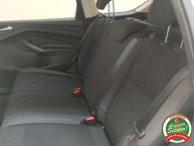 Ford Kuga 1.5 TDCI 120 CV S&S 2WD Plus (9)