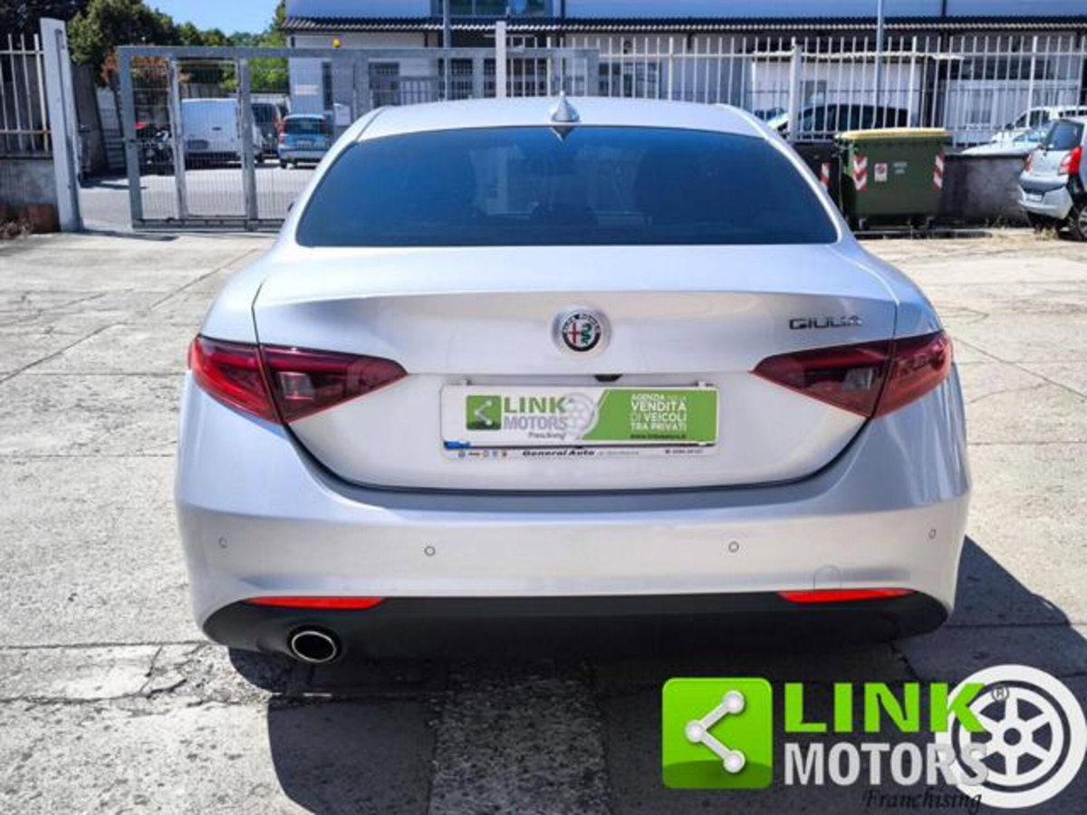 Alfa Romeo Giulia 2.2 Turbodiesel 160 CV AT8 Sprint (6)