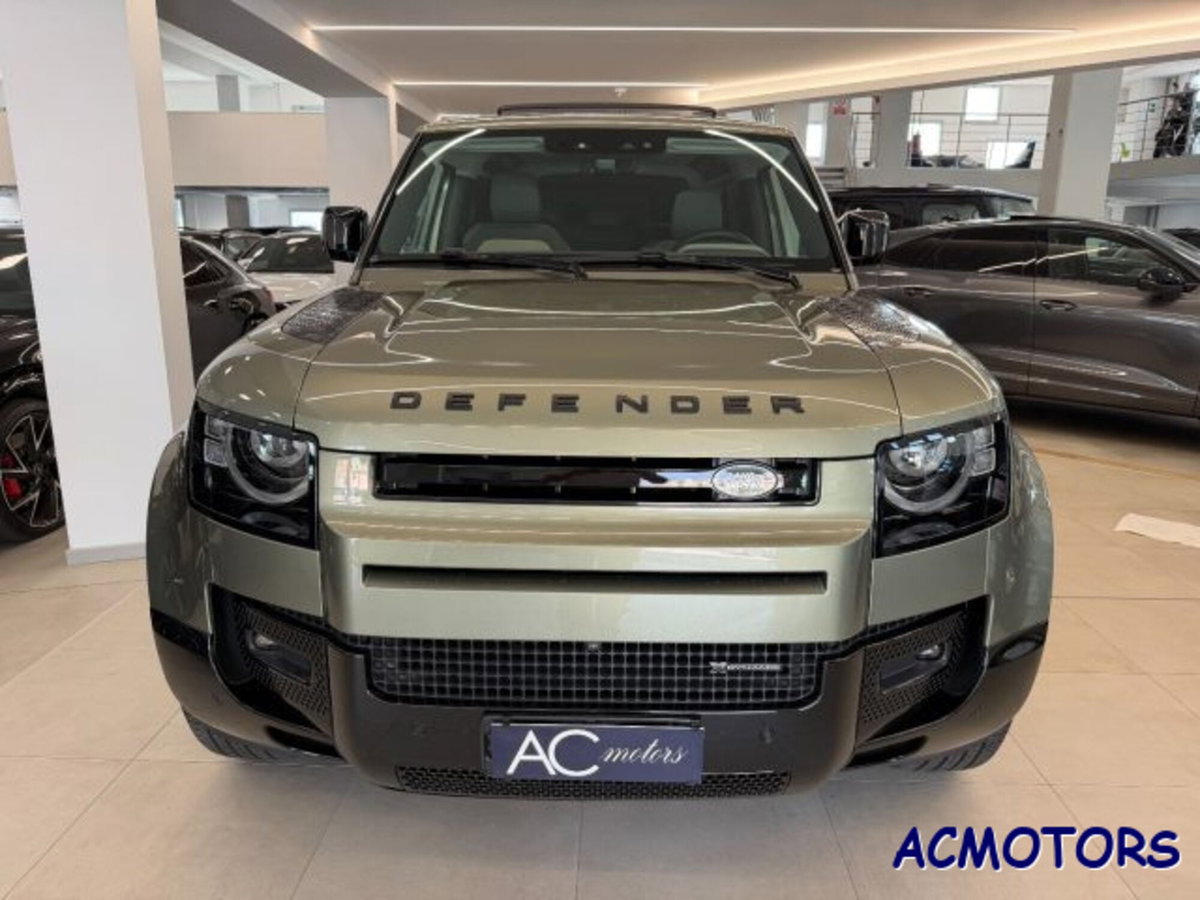 Land Rover Defender 110 3.0d i6 mhev X-Dynamic SE awd 200cv auto (8)