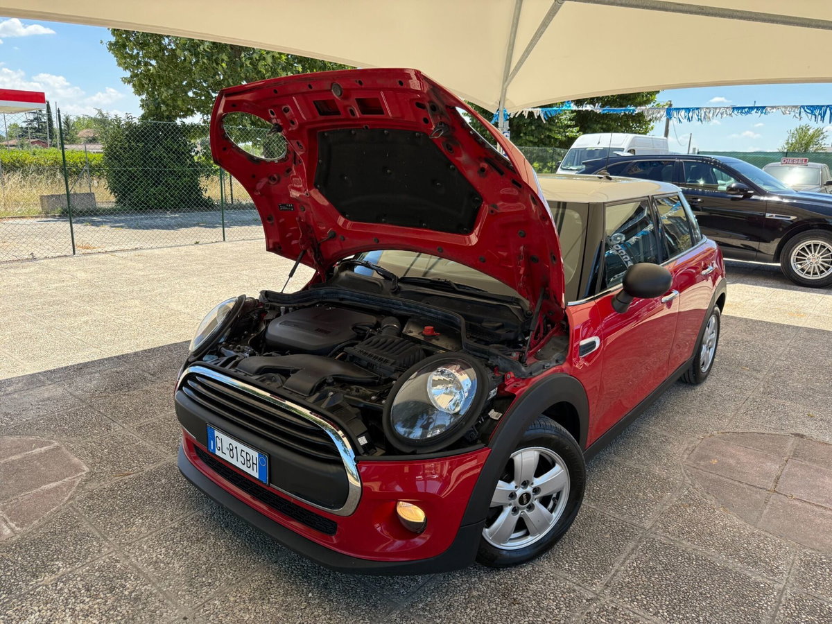 MINI Mini 1.5 Cooper D Hype (15)