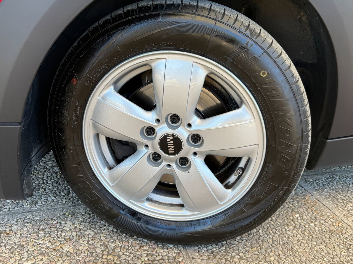 MINI Mini 1.5 Cooper D Hype (17)