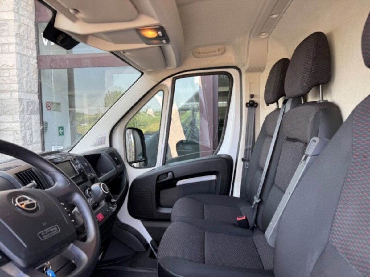 Opel Movano Furgone Heavy 35 L3H2 2.2 diesel 140cv S&S auto (17)