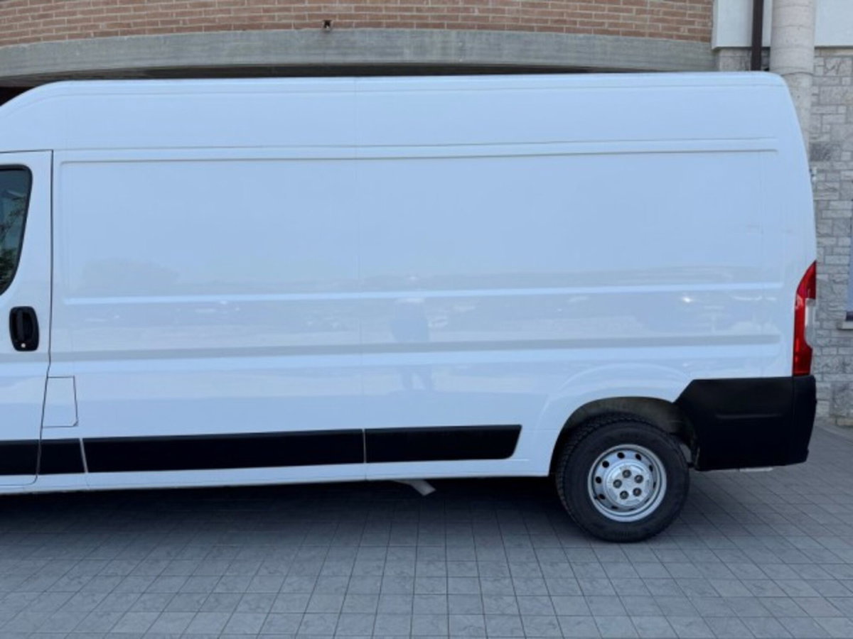 Opel Movano Furgone Heavy 35 L3H2 2.2 diesel 140cv S&S auto (6)