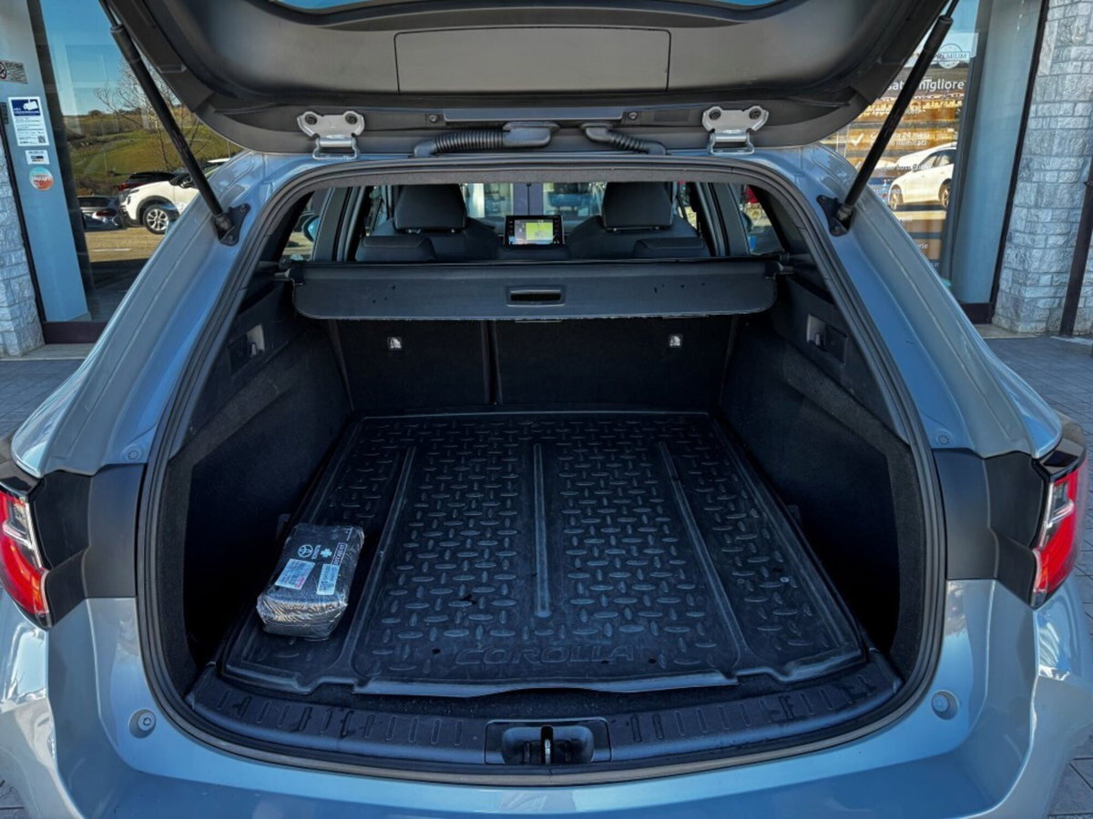 Toyota Corolla Touring Sports 1.8 Hybrid Business (15)