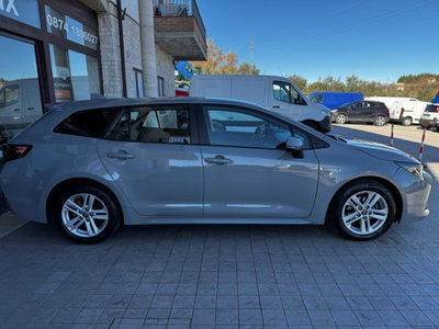 Toyota Corolla Touring Sports 1.8 Hybrid Business (8)