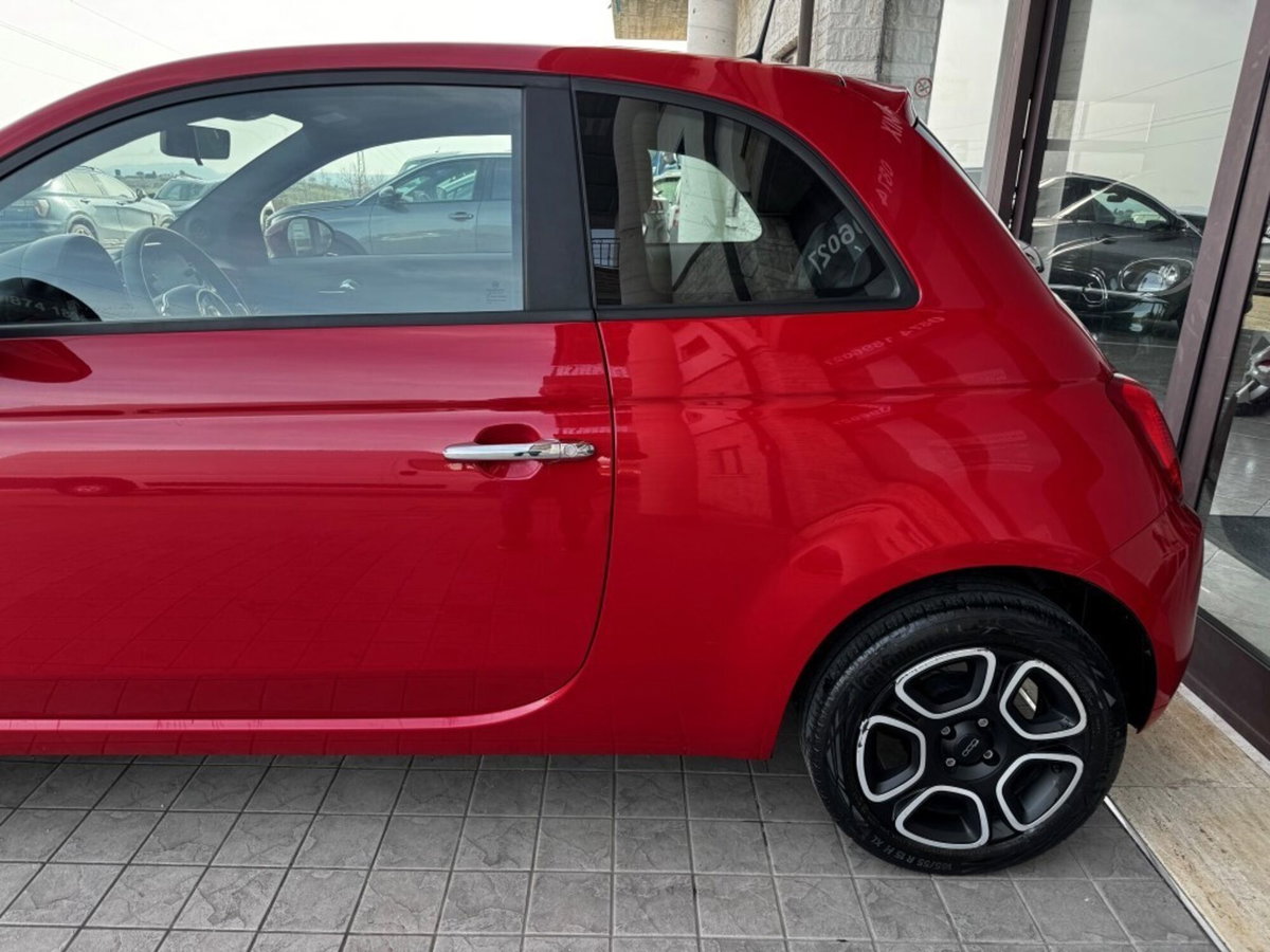 Fiat 500 1.0 Hybrid Red (7)
