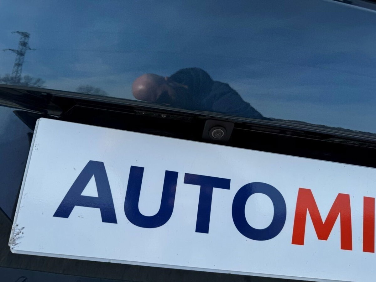 Peugeot 5008 1.5 bluehdi Allure Pack s&s 130cv eat8 (14)