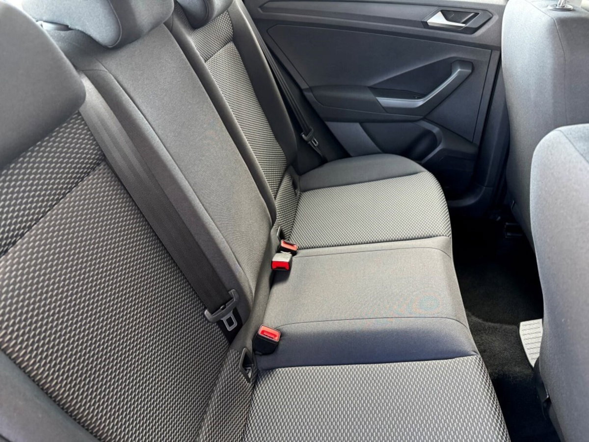 Volkswagen T-Roc 1.0 TSI Style (15)