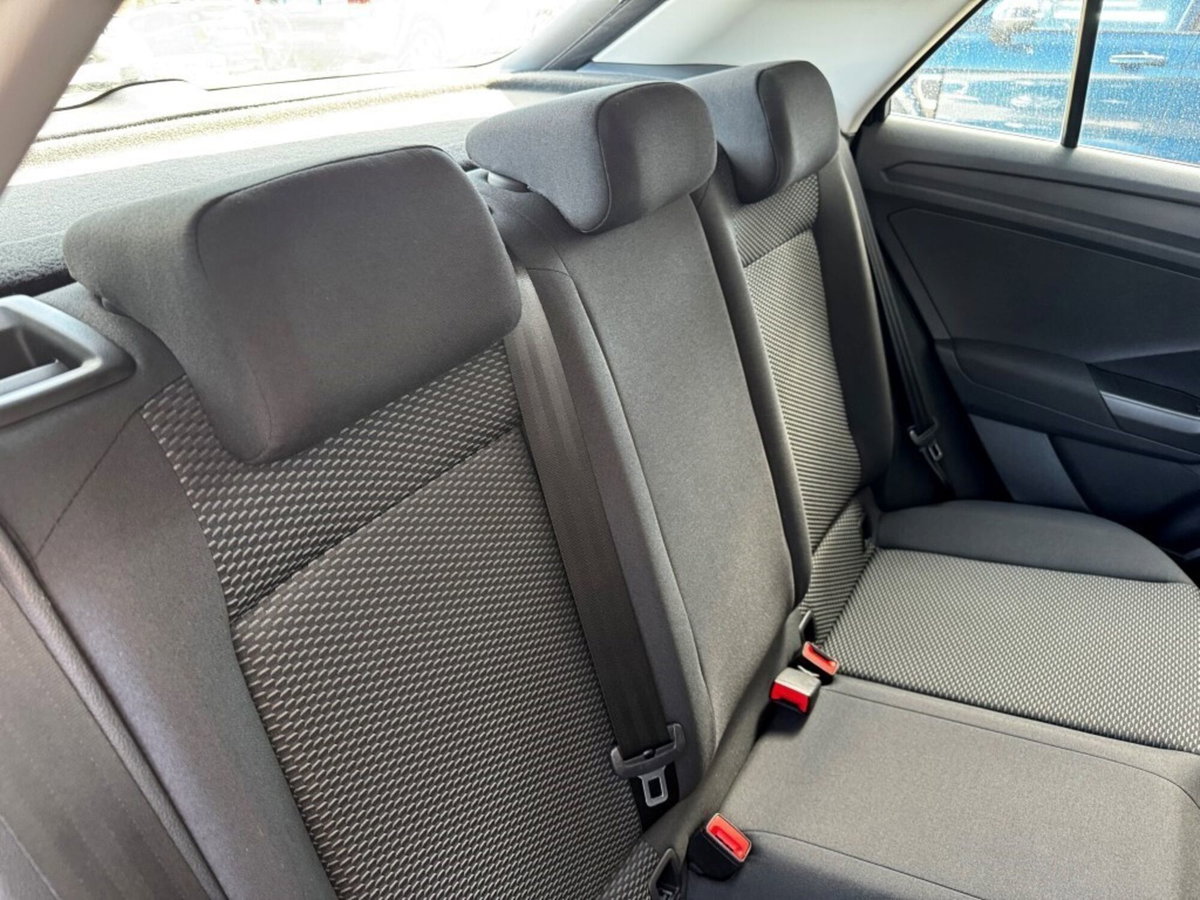 Volkswagen T-Roc 1.0 TSI Style (16)