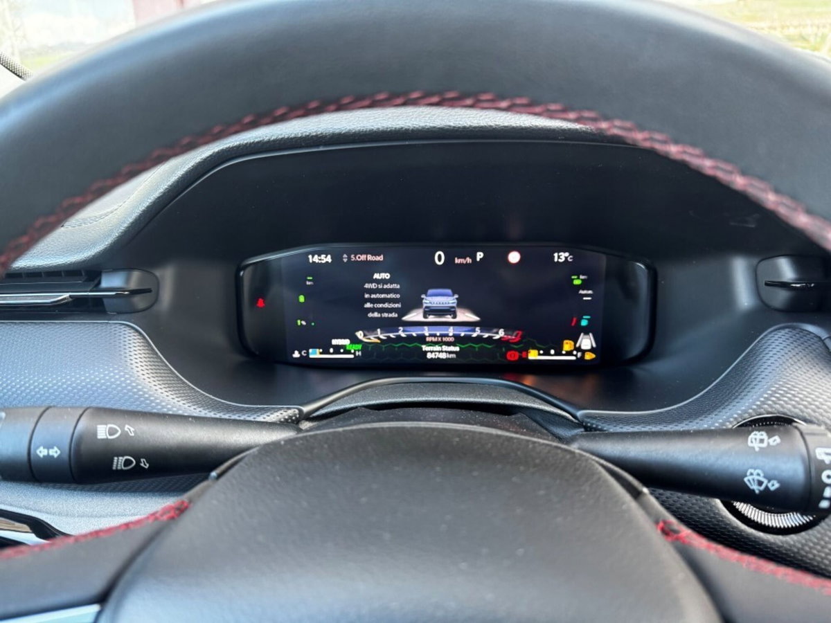 Jeep Compass 1.3 T4 240CV PHEV AT6 4xe Trailhawk (18)