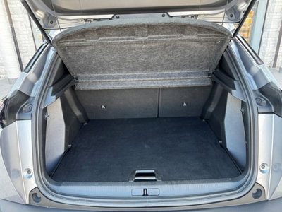 Peugeot 2008 PureTech 130 S&S EAT8 Active Pack (18)