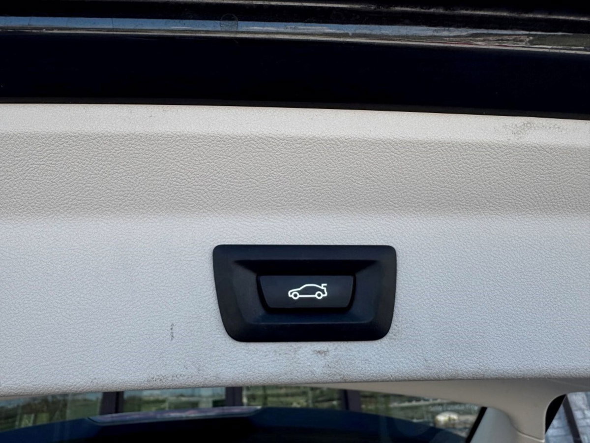BMW X3 xDrive20d xLine (9)