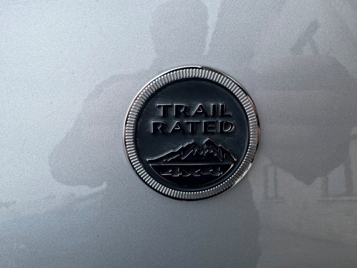 Jeep Compass 1.3 T4 240CV PHEV AT6 4xe Trailhawk (14)