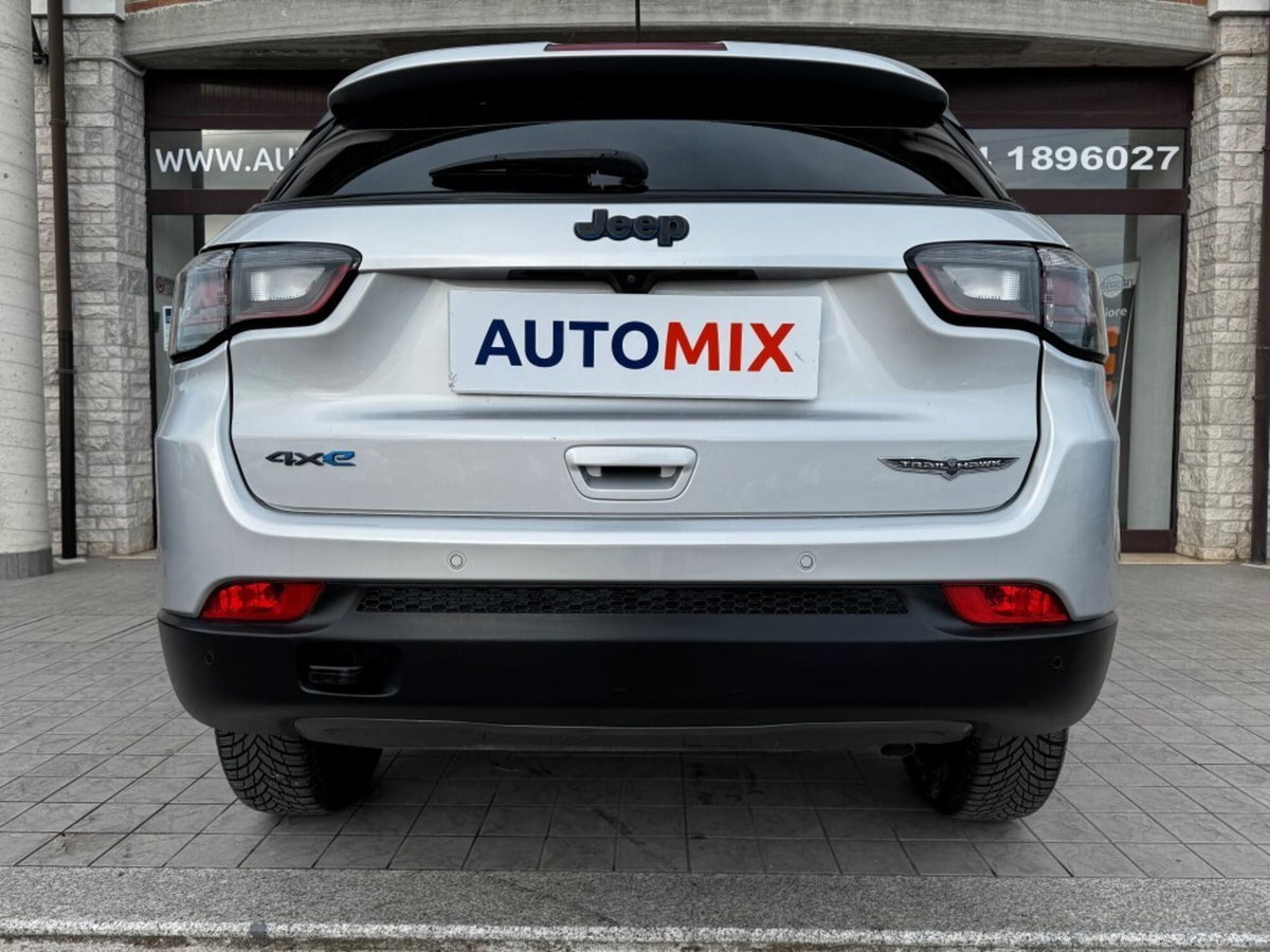 Jeep Compass 1.3 T4 240CV PHEV AT6 4xe Trailhawk (18)