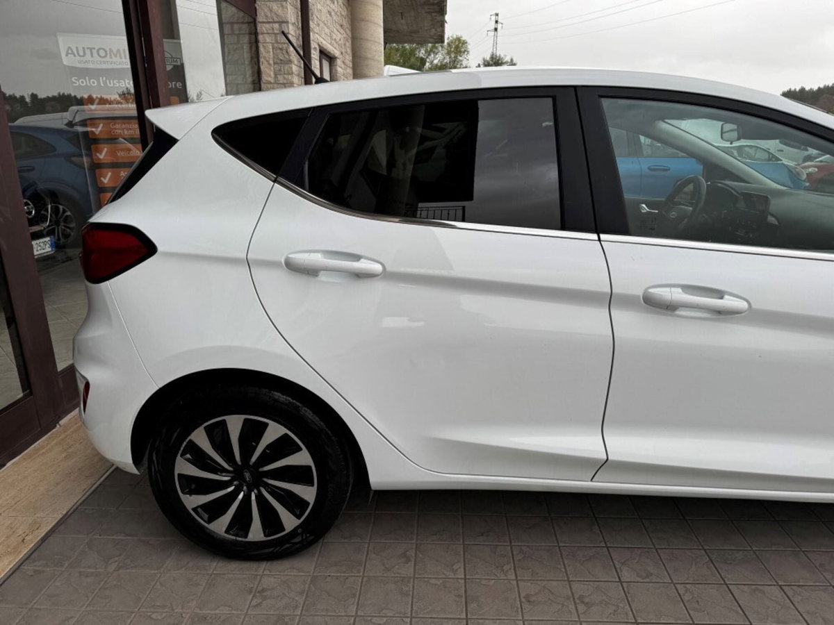 Ford Fiesta 1.1 75 CV 5 porte Titanium (7)