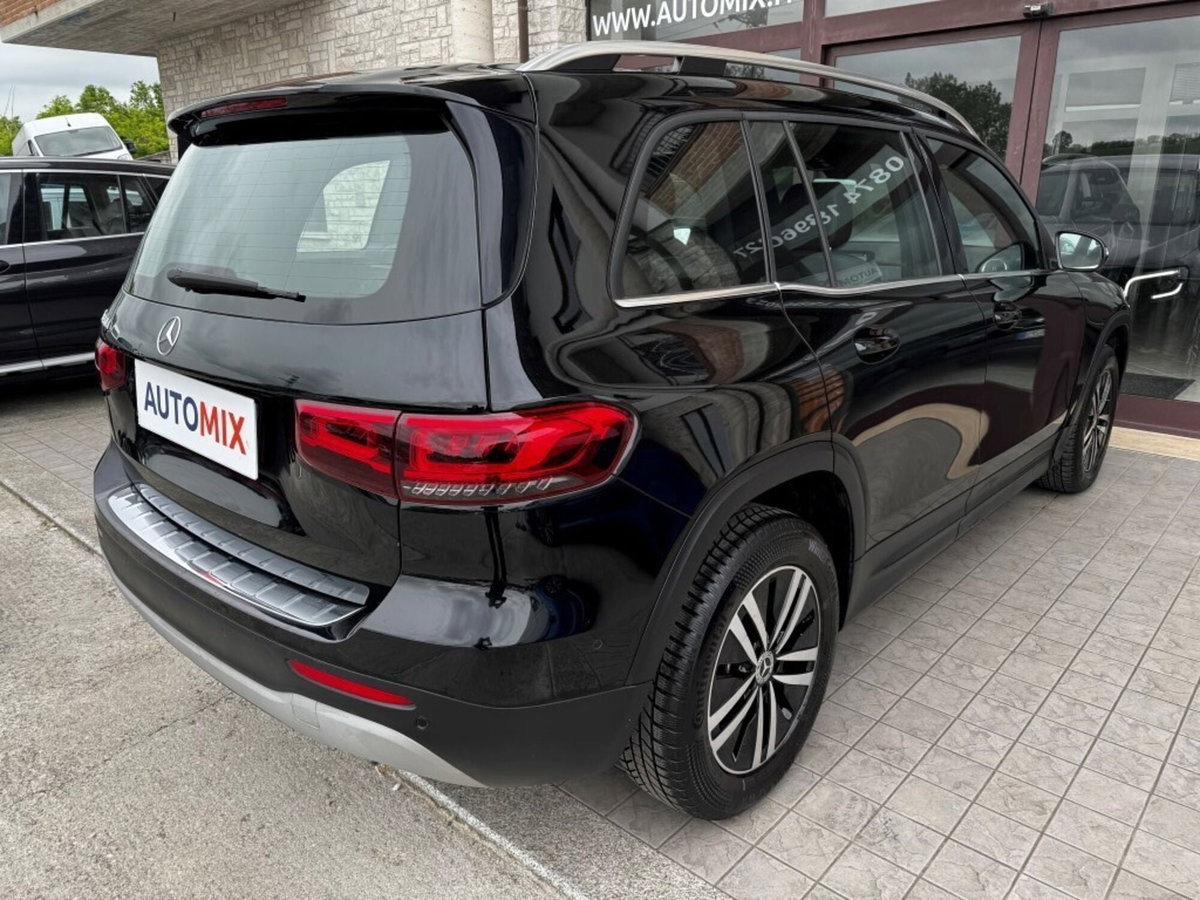 Mercedes-Benz GLB 180 d Automatic Business (16)