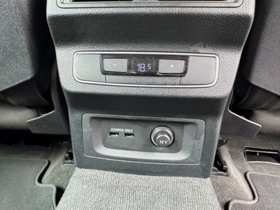 Audi Q5 35 TDI S tronic Business Advanced (19)