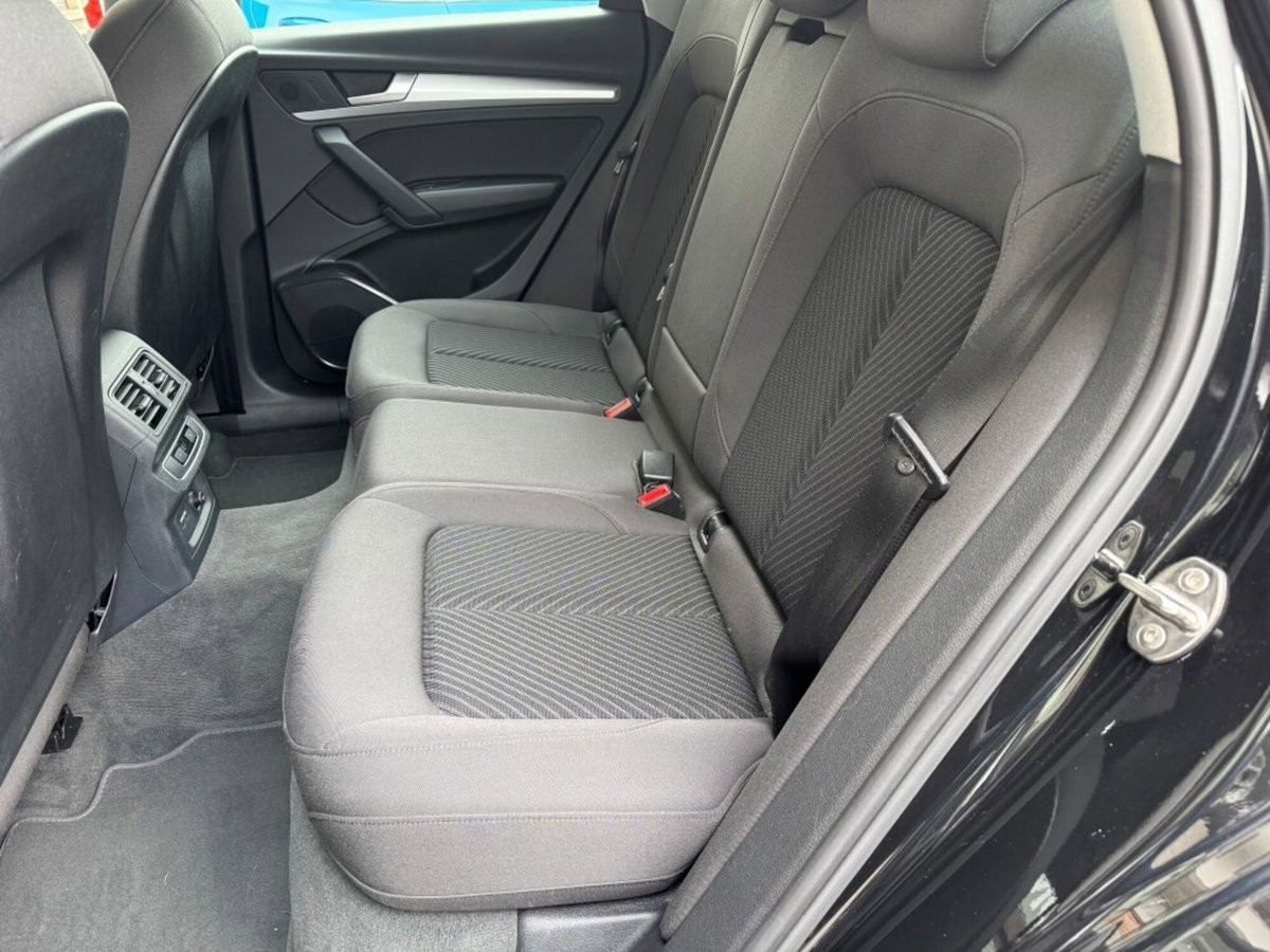 Audi Q5 35 TDI S tronic Business Advanced (20)