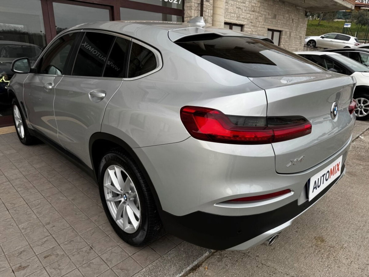 BMW X4 xDrive20d Business Advantage (8)