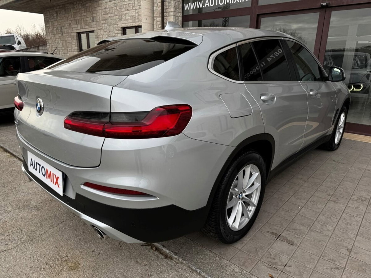 BMW X4 xDrive20d Business Advantage (9)