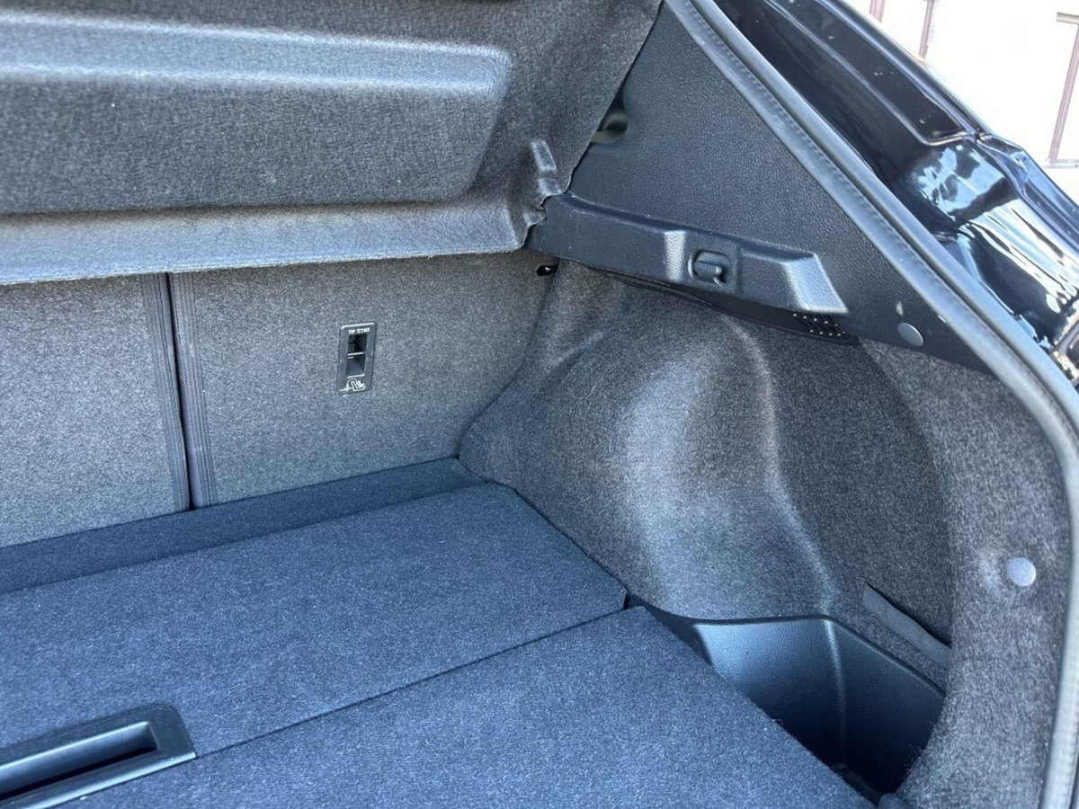 Nissan Qashqai 1.5 dCi N-Connecta (12)
