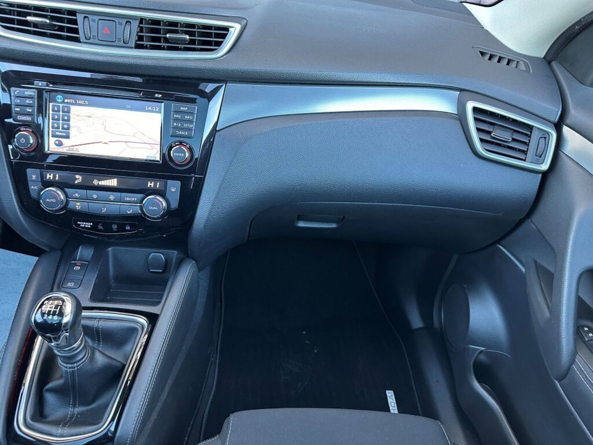 Nissan Qashqai 1.5 dCi N-Connecta (20)