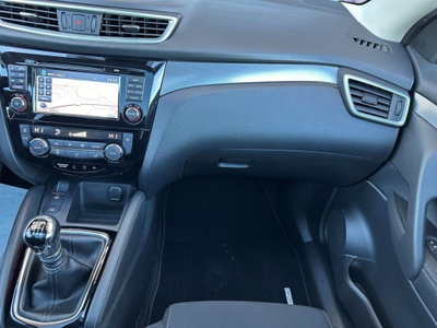 Nissan Qashqai 1.5 dCi N-Connecta (20)