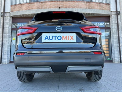 Nissan Qashqai 1.5 dCi N-Connecta (8)