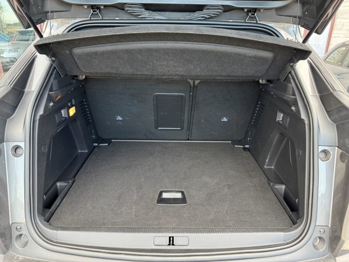Peugeot 3008 BlueHDi 130 S&S EAT8 Allure Pack (19)