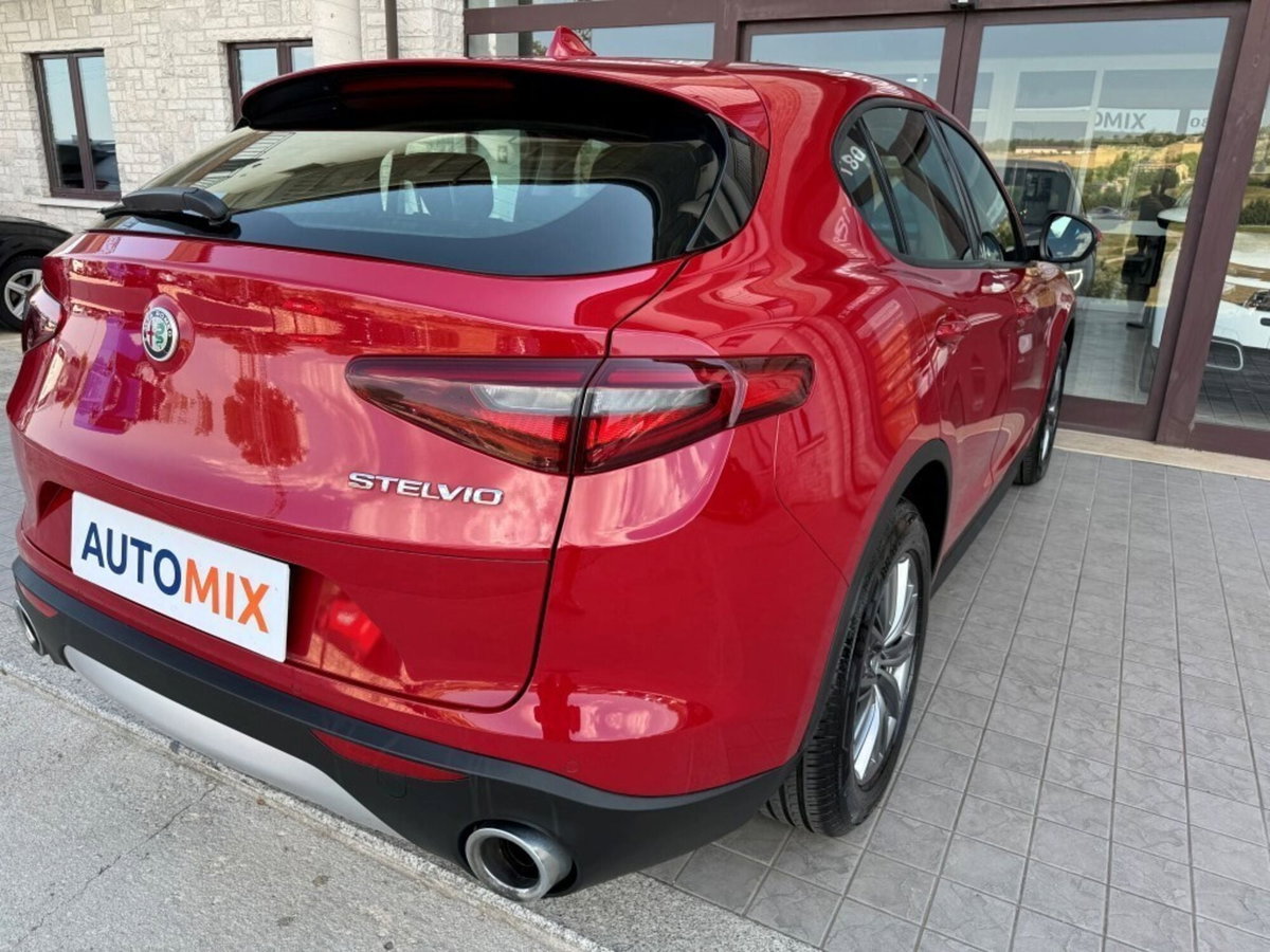 Alfa Romeo Stelvio Stelvio 2.2 Turbodiesel 190 CV AT8 RWD Business (10)