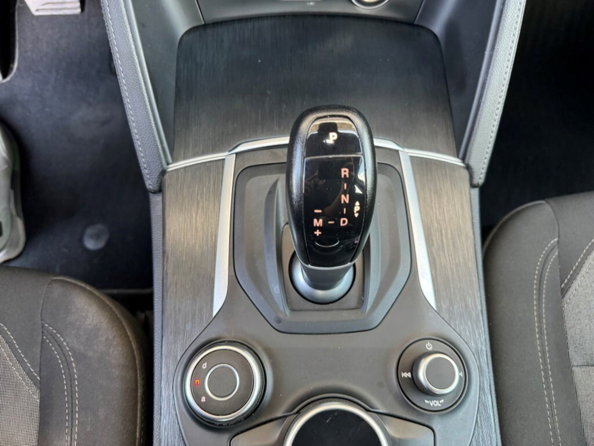 Alfa Romeo Stelvio Stelvio 2.2 Turbodiesel 190 CV AT8 RWD Business (20)