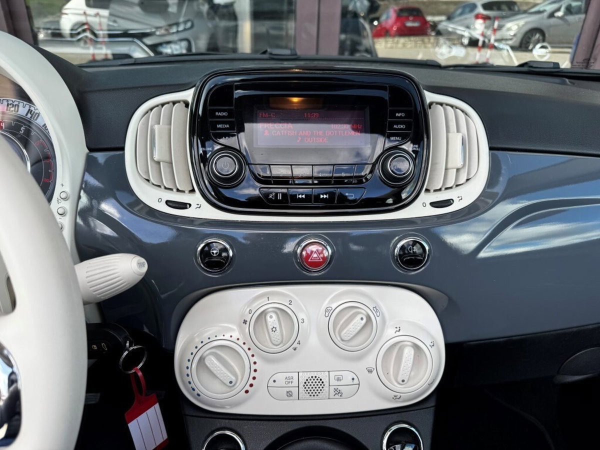 Fiat 500 1.0 Hybrid Connect (19)