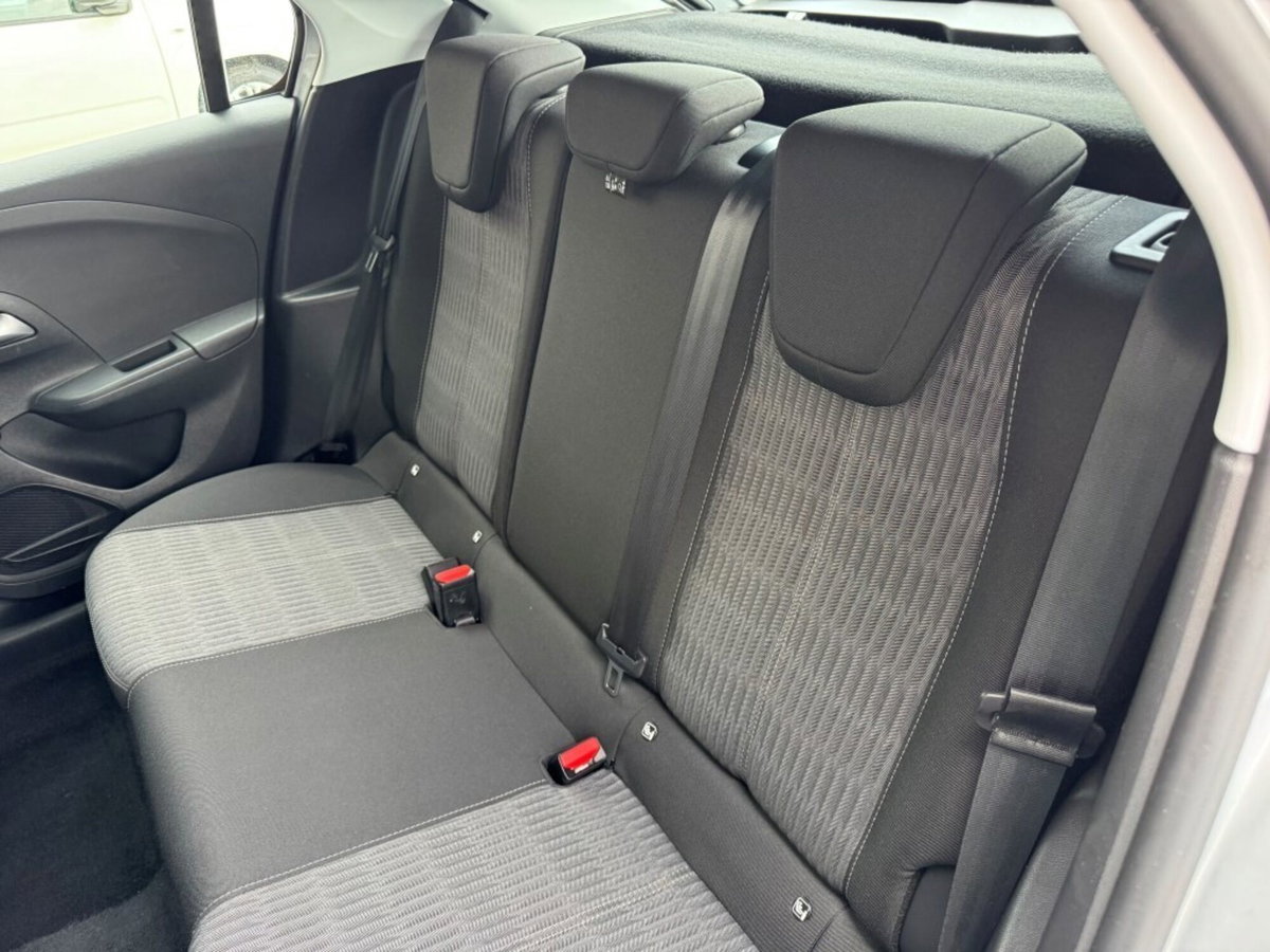 Opel Corsa 1.2 Edition (19)