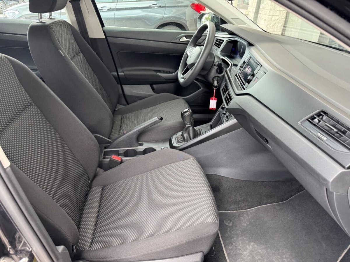 Volkswagen Taigo 1.0 tsi Life 95cv (15)