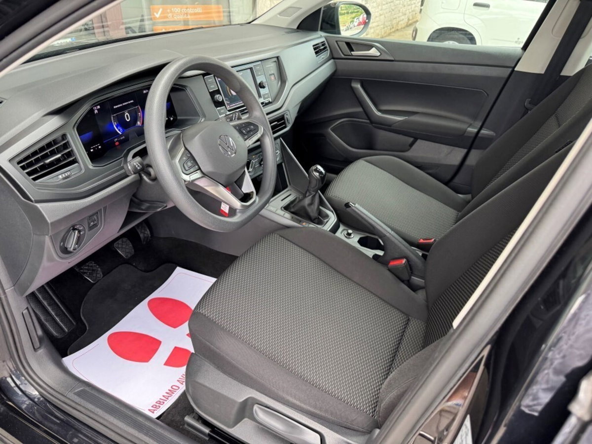 Volkswagen Taigo 1.0 tsi Life 95cv (19)