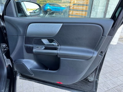 Mercedes-Benz GLB 180 d Automatic Sport Plus (17)