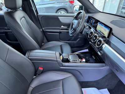Mercedes-Benz GLB 180 d Automatic Sport Plus (18)