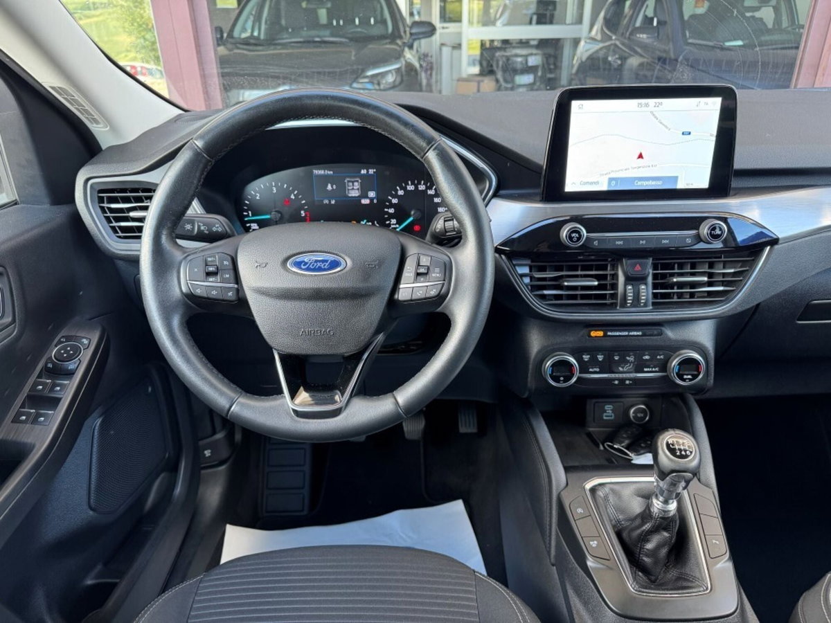 Ford Kuga 1.5 EcoBlue 120 CV 2WD Titanium (15)