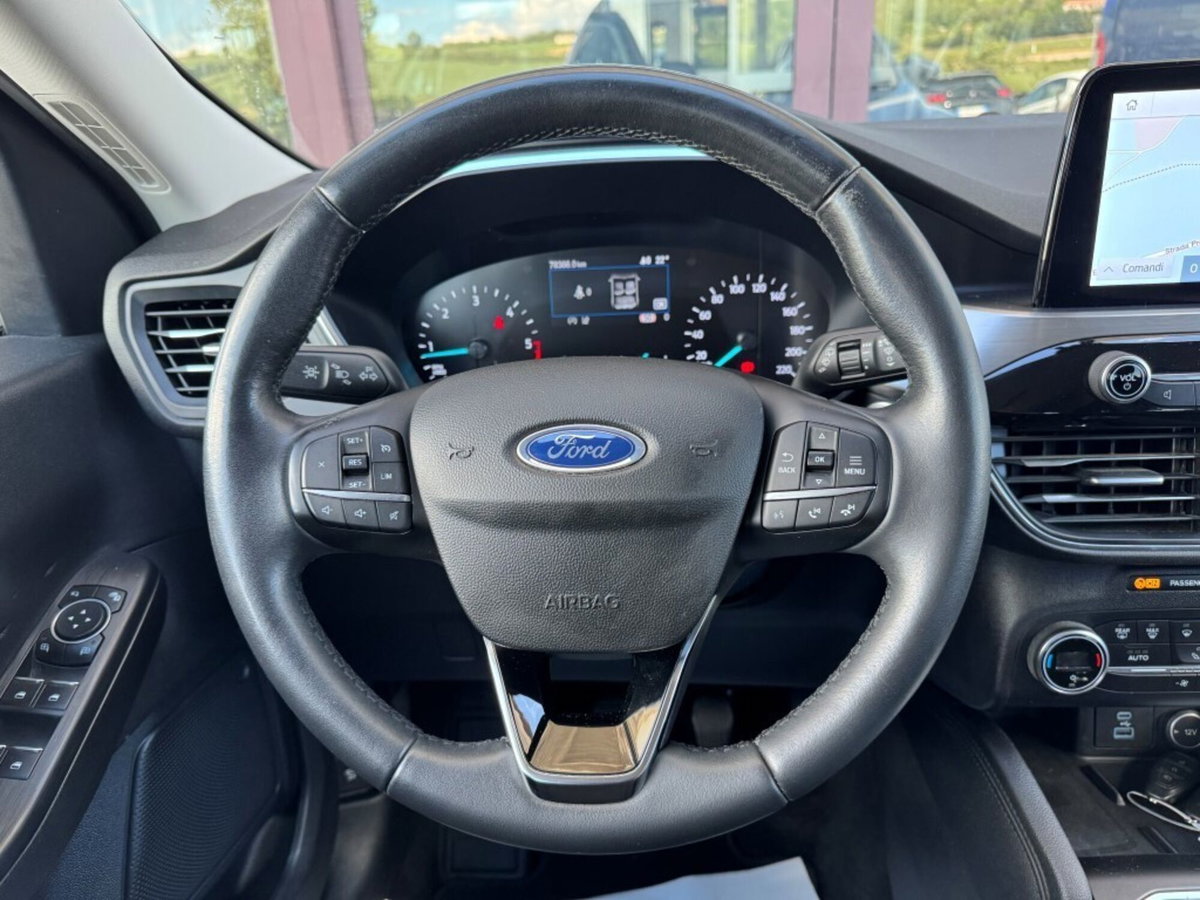Ford Kuga 1.5 EcoBlue 120 CV 2WD Titanium (18)