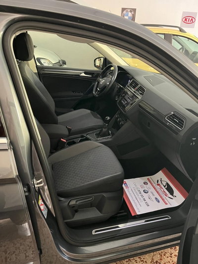 Volkswagen Tiguan 1.6 TDI SCR Sport BlueMotion Technology (16)