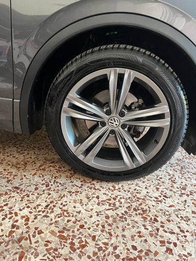 Volkswagen Tiguan 1.6 TDI SCR Sport BlueMotion Technology (8)