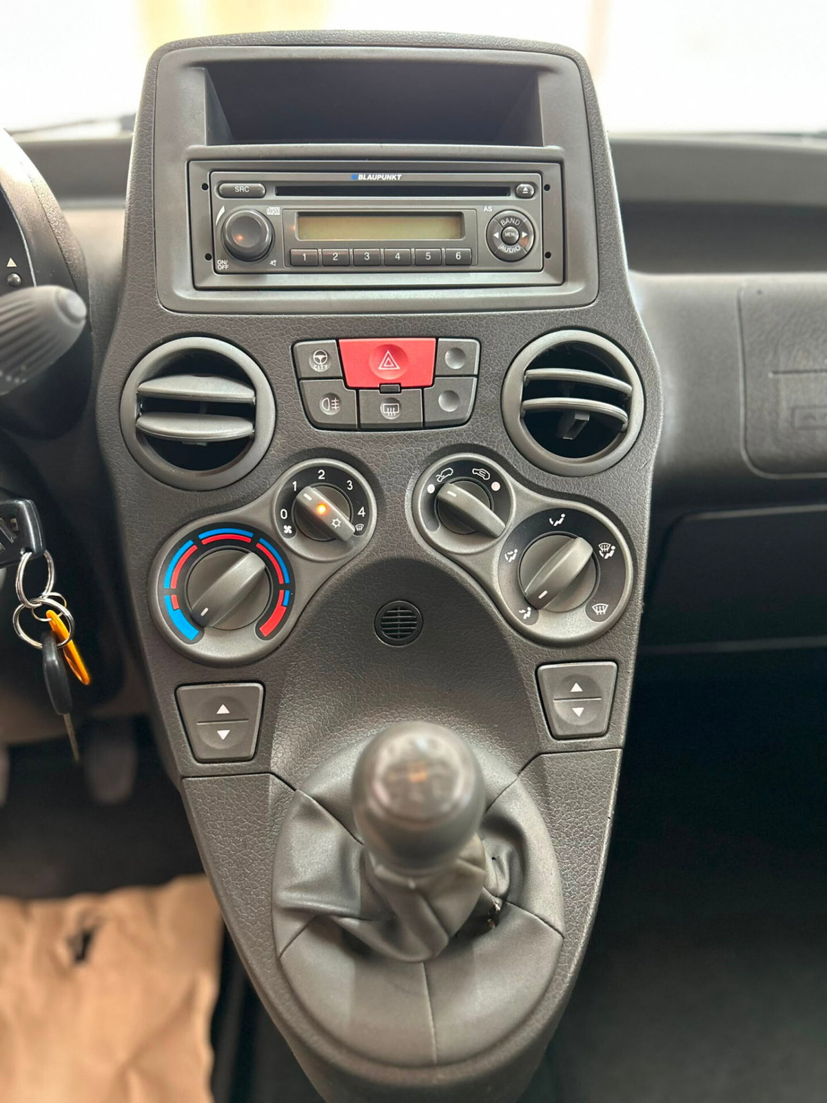 Fiat Panda 1.2 Dynamic (9)