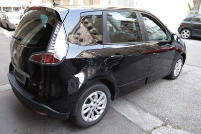 Renault Scenic E-Tech Electric 1.5 dCi 110CV Limited (4)