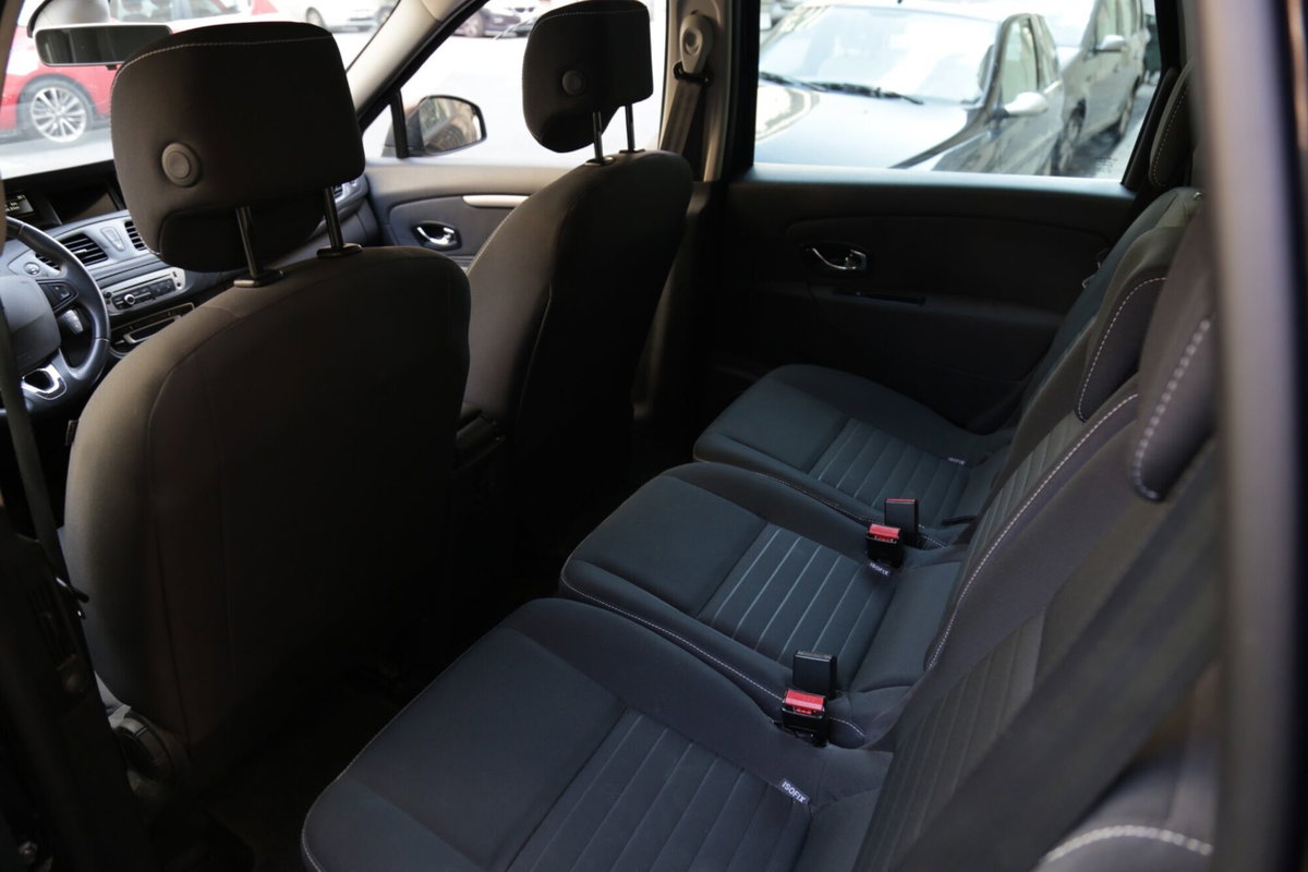 Renault Scenic E-Tech Electric 1.5 dCi 110CV Limited (7)