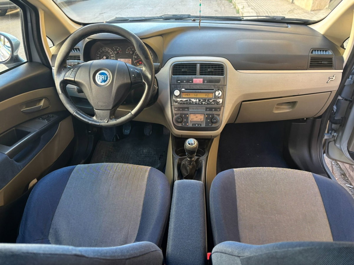 Fiat Grande Punto 1.3 MJT 90 CV 5 porte Dynamic (7)