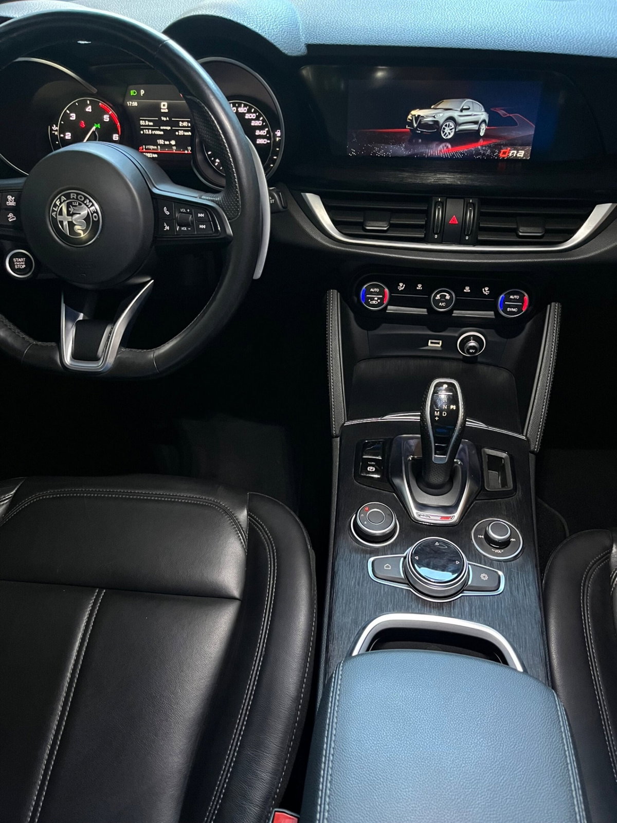 Alfa Romeo Stelvio Stelvio 2.2 Turbodiesel 190 CV AT8 RWD Executive (5)