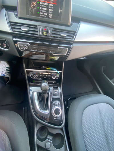 BMW Serie 2 Active Tourer 218d  Luxury auto (6)