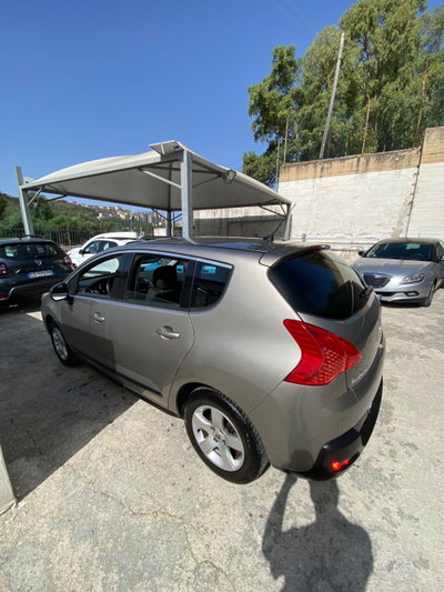 Peugeot 3008 1.6 e-HDi 112CV cambio robotizzato S.&S. Premium (3)